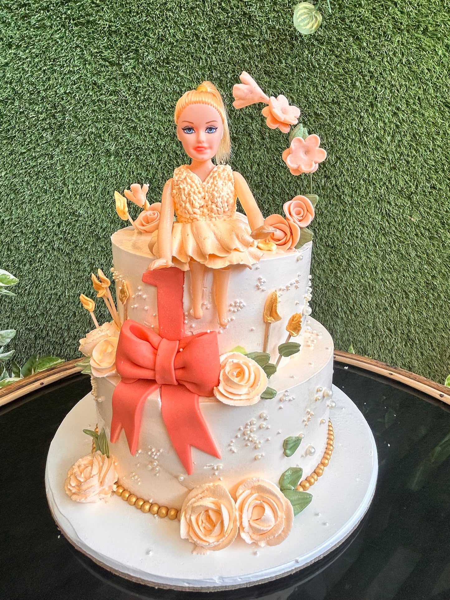 Golden Princess Floral Cke