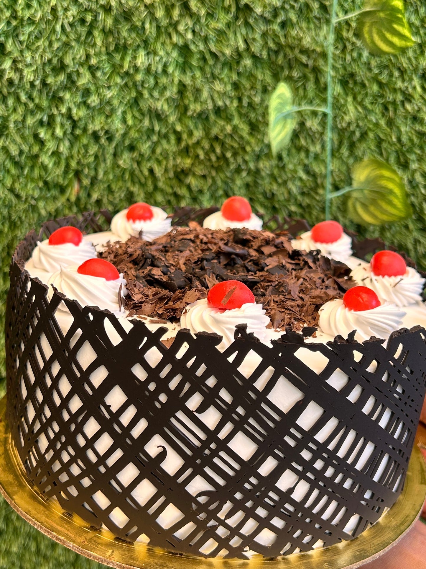 100% Eggless Classic Black Forest Chocolate Net Cake | Doon Memories