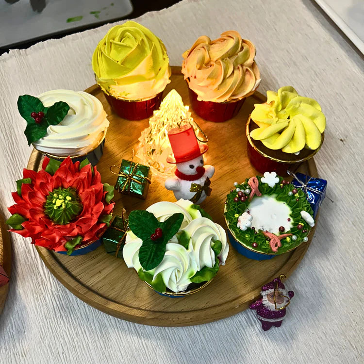Christmas Decorated Cupcake Combo | Doon Memories