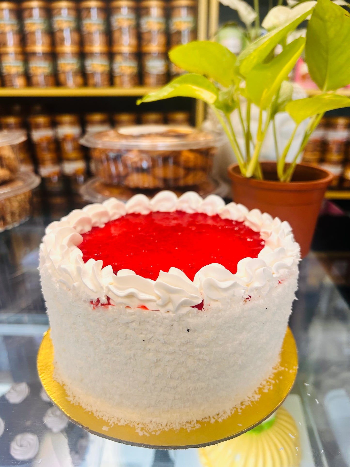 Strawberry Snow Delight Cake