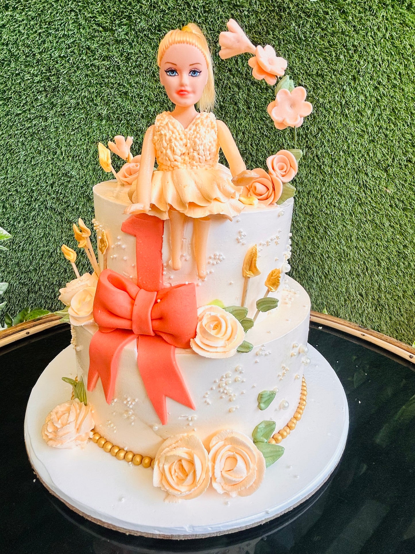 Golden Princess Floral Cke