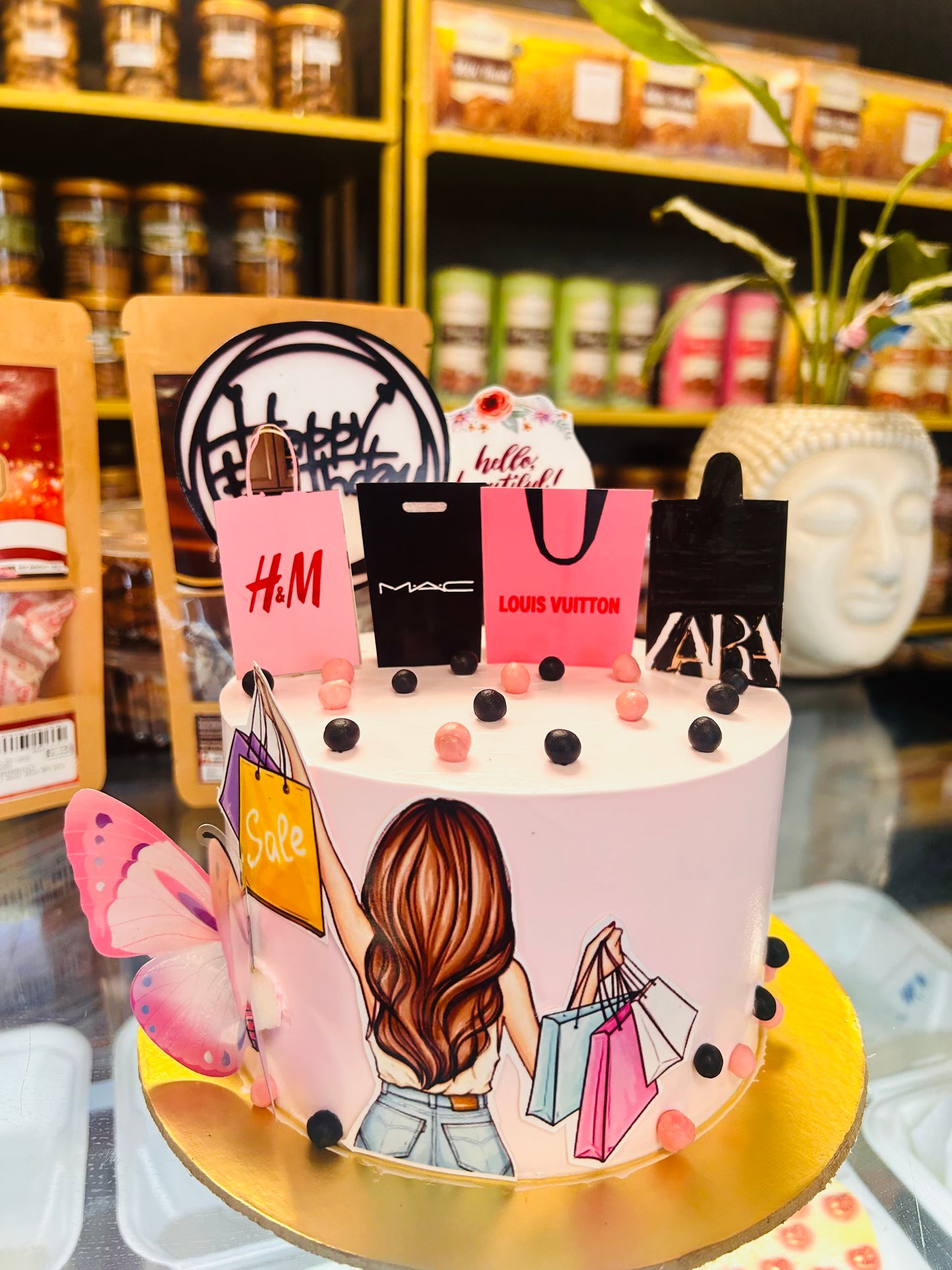 Shopaholic Chic Cake