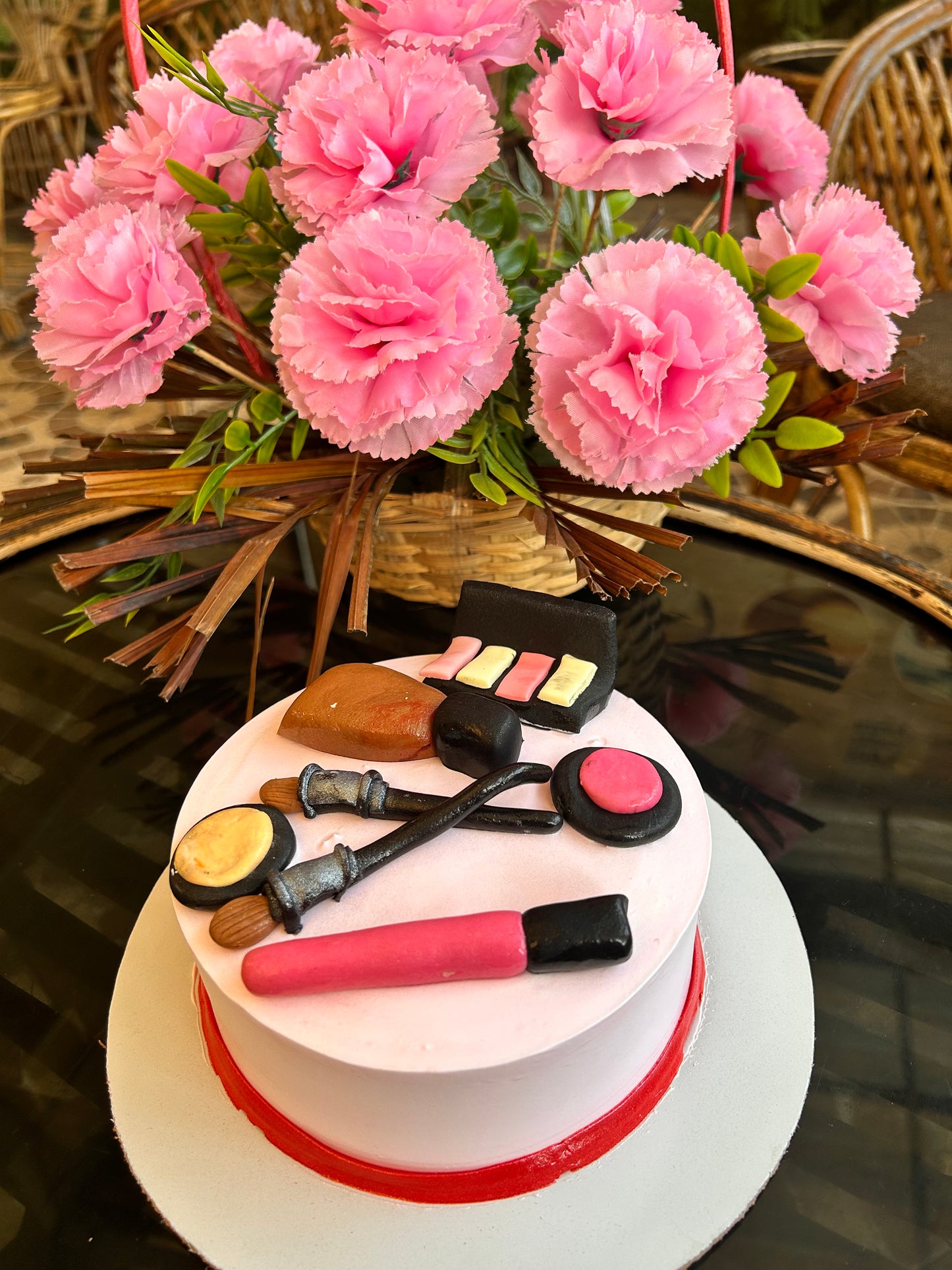 Glam Makeup Theme Cake
