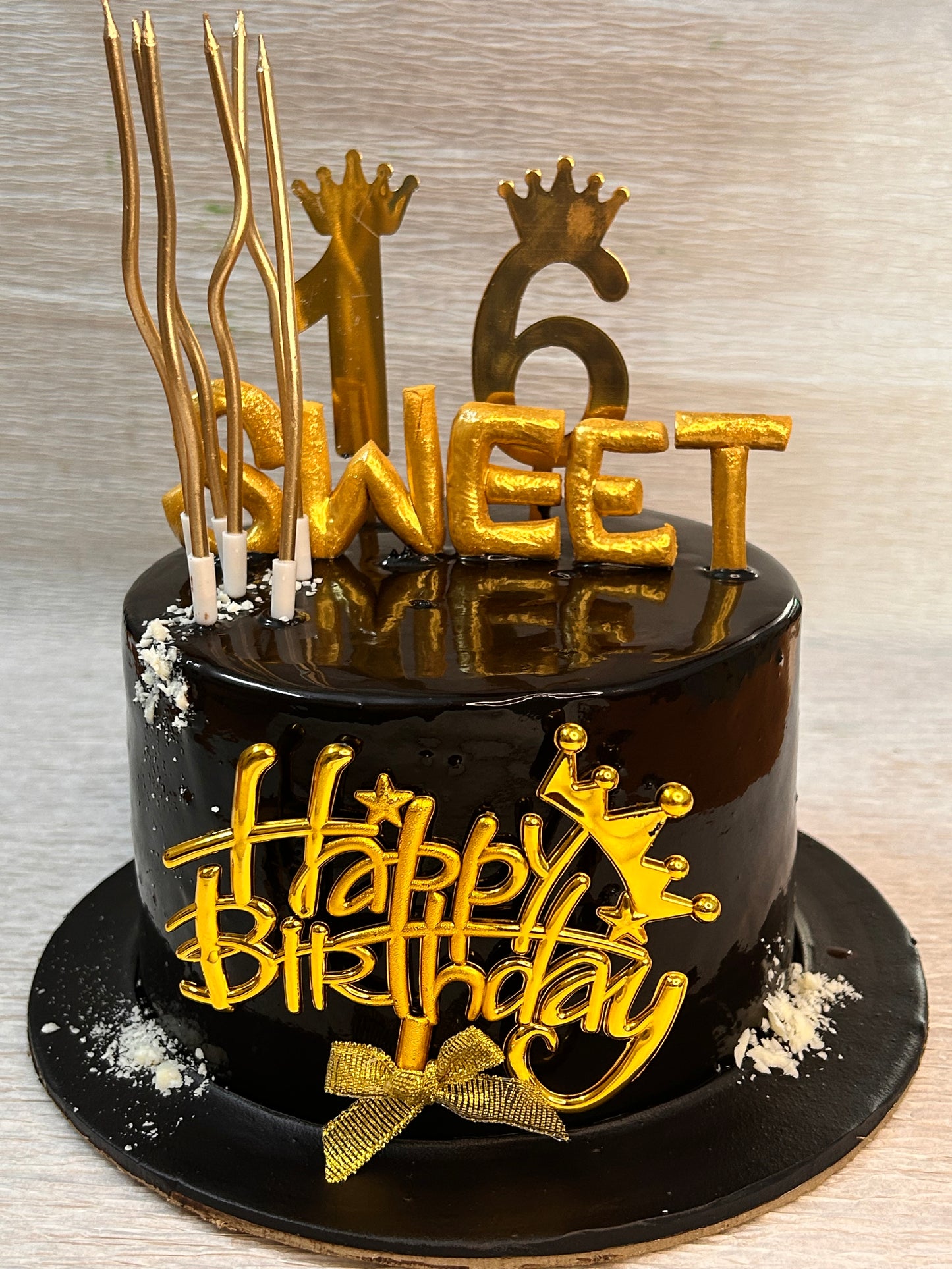 π« Royal Sweet 16 Truffle Cake π
