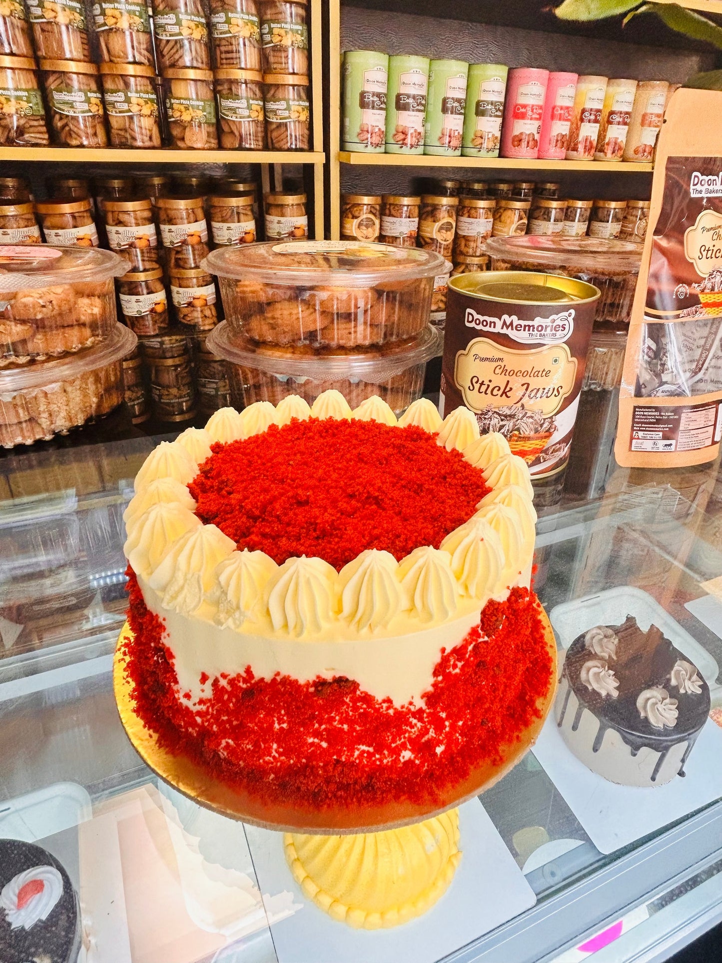 Scarlet Velvet Delight Cake