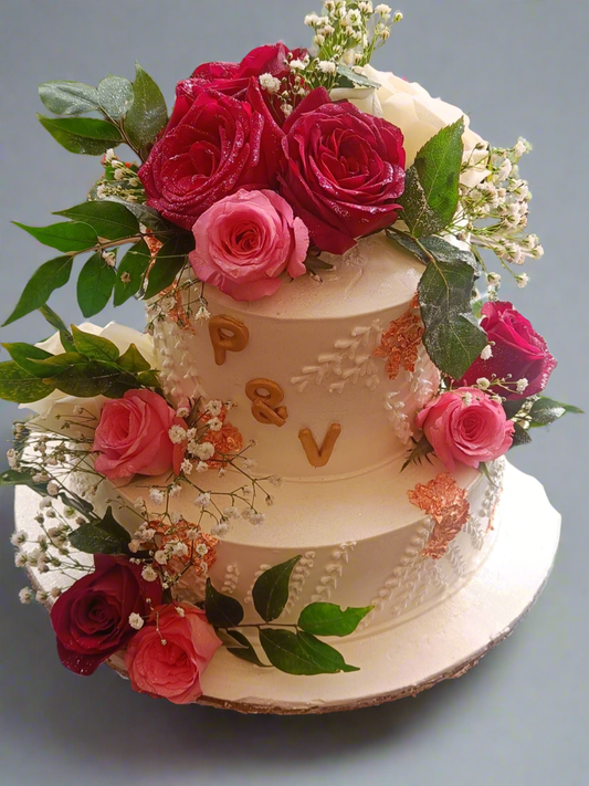 Delicious Elegant Floral Wedding Cake | Doon Memories
