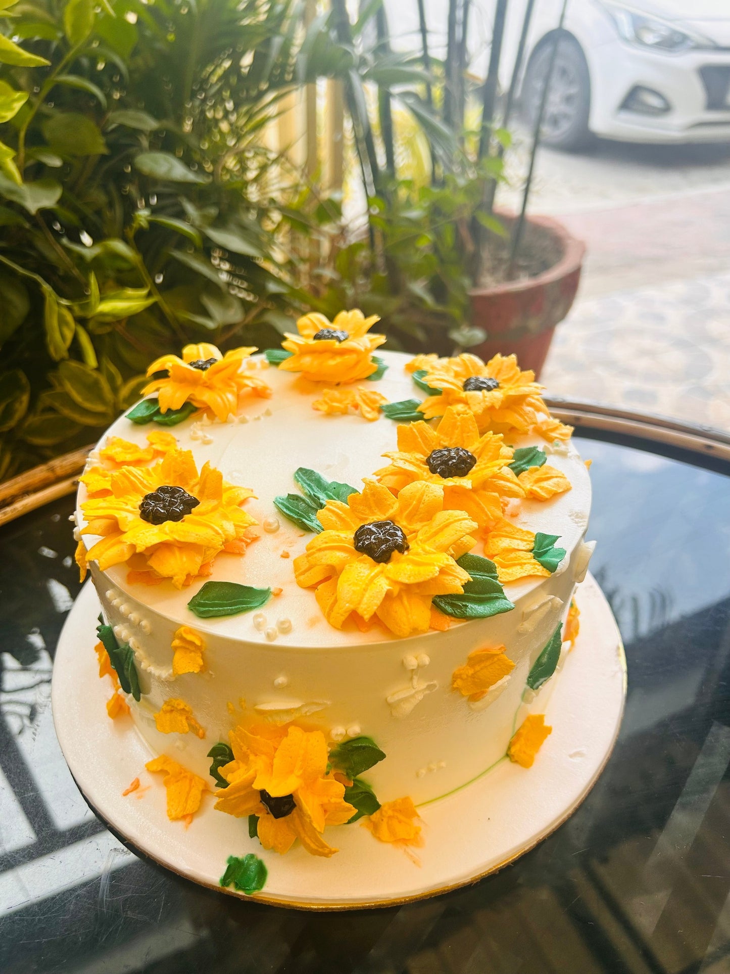 Delicious Sunshine Bloom Cake | Doon Memories