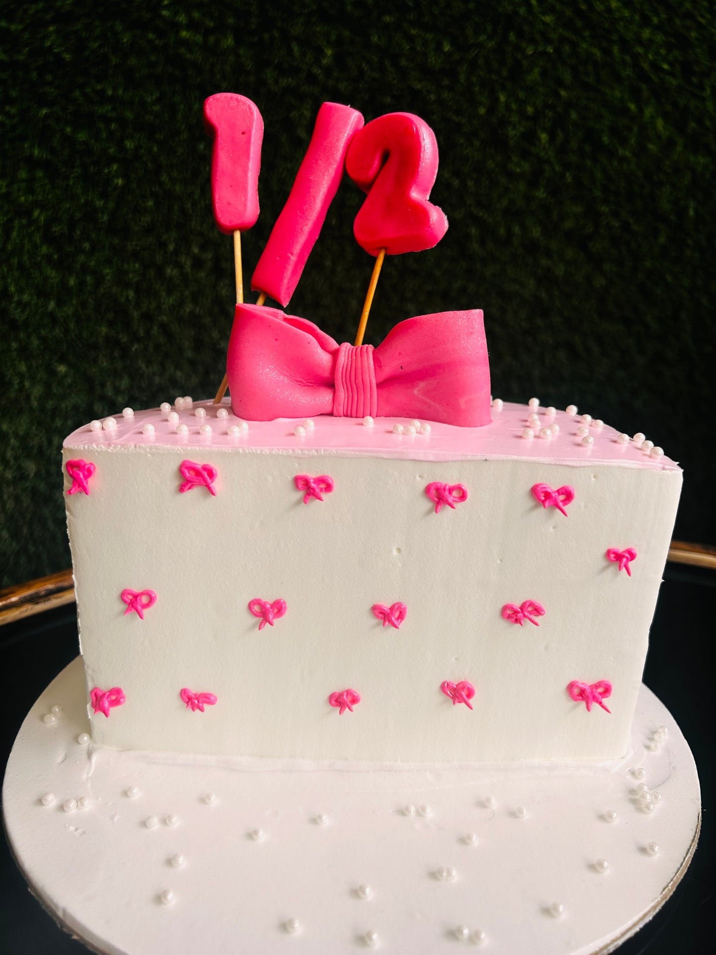 Half_Birthday_Bow_Cake | Doon Memories