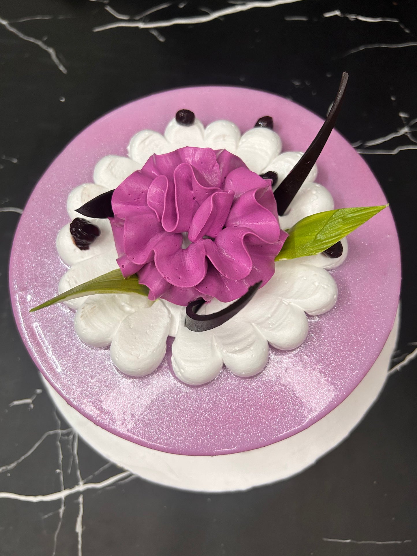 Shimmering Blueberry Floral Cake | Doon Memories