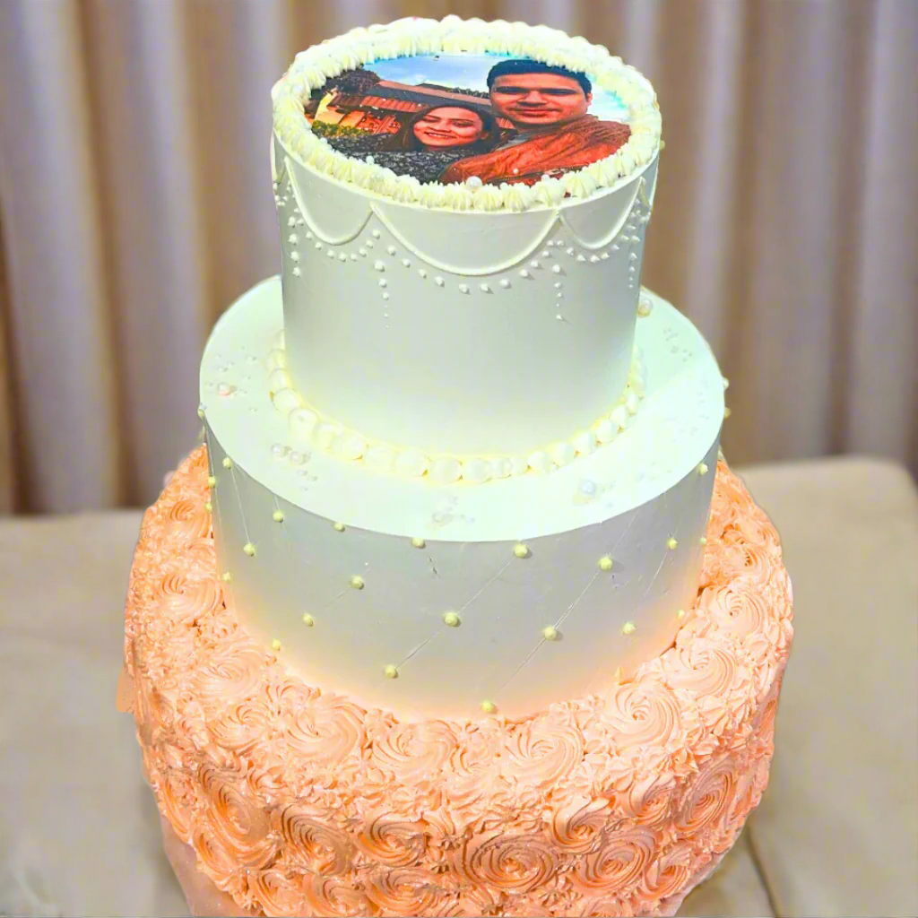 Wedding Photo Cake | Doon Memories