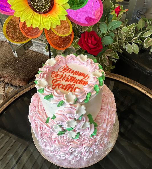 Eggless Dreamy Delight Birthday Cake