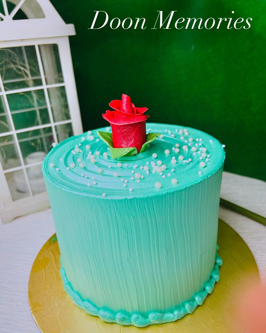 Textured Buttercream Vanilla Blue Rose Pearl Cake | Doon Memories