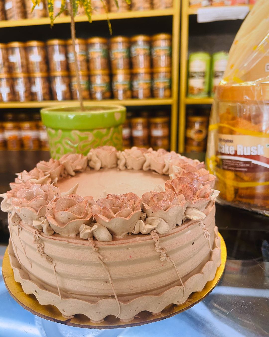 Rose Design White Chocolate Glowing Light Cake | Doon Memories