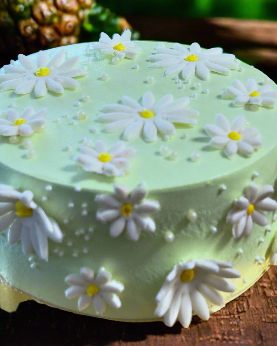 Pineapple Breeze Theme Cake | Doonmemories