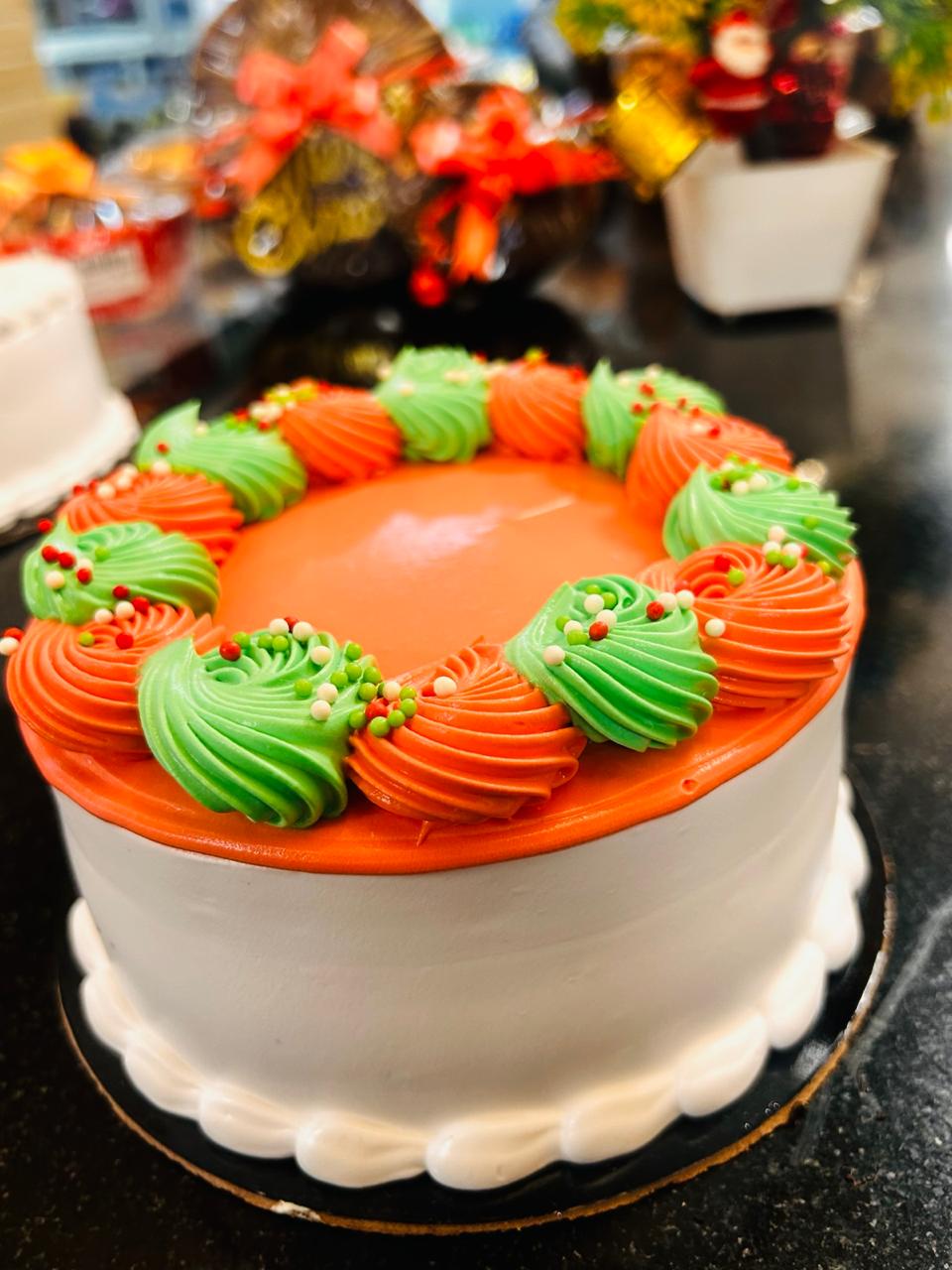 Elegant Christmas Wreath Cake