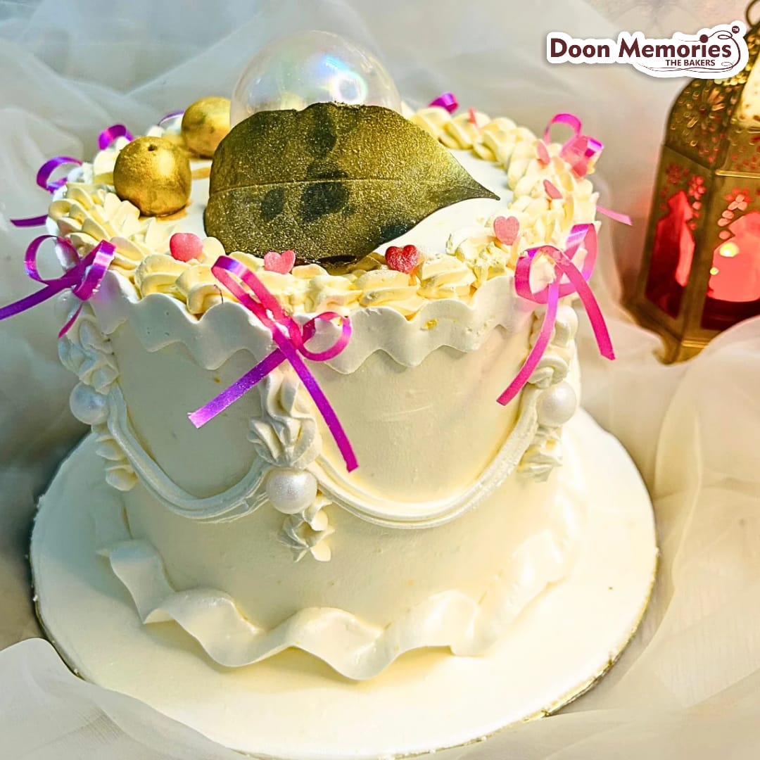 Golden Leaf Cream Vanilla White Elegant Cake | Doon Memories
