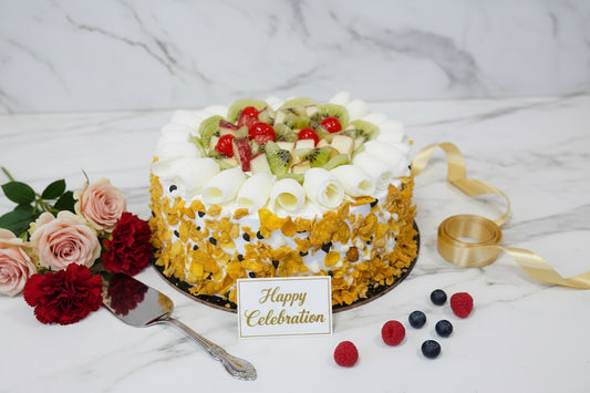 Fresh Fruit Crunch Cake (Eggless)