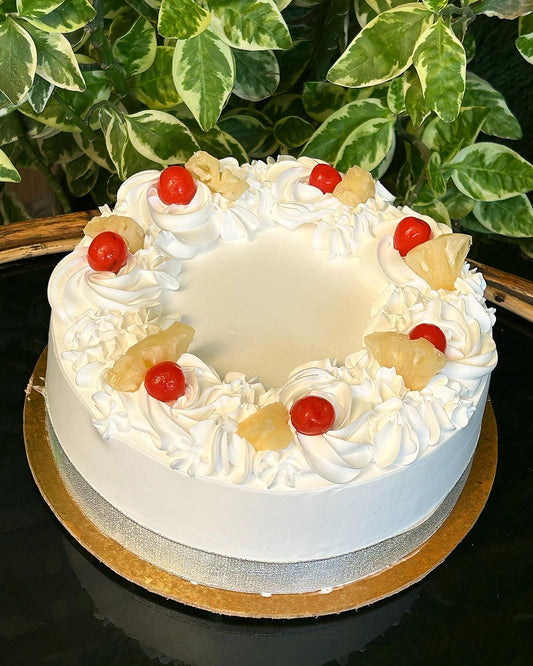 Pineapple Birthday Cake