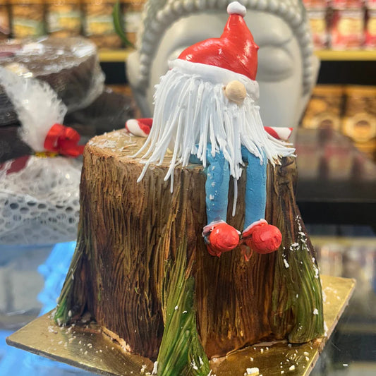 Christmas Decorated Wood Design Cake | Doon Memories