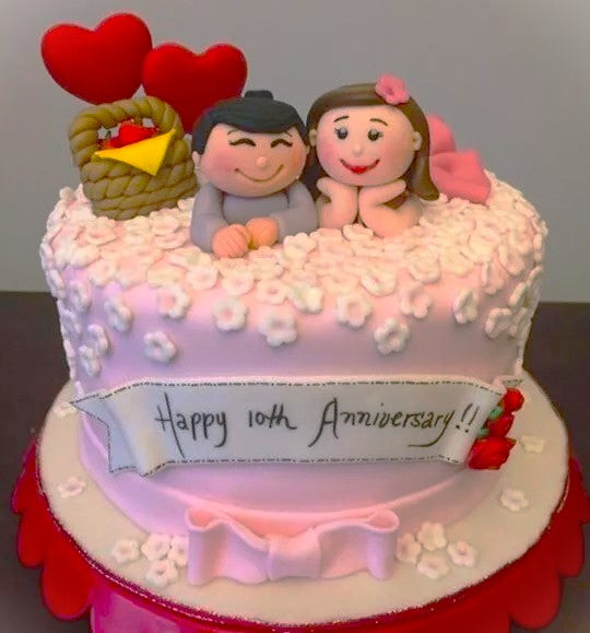Cute Couple customize Anniversary Cake Online