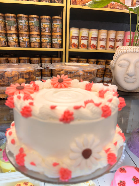 Blooming Daisy Delight Cake