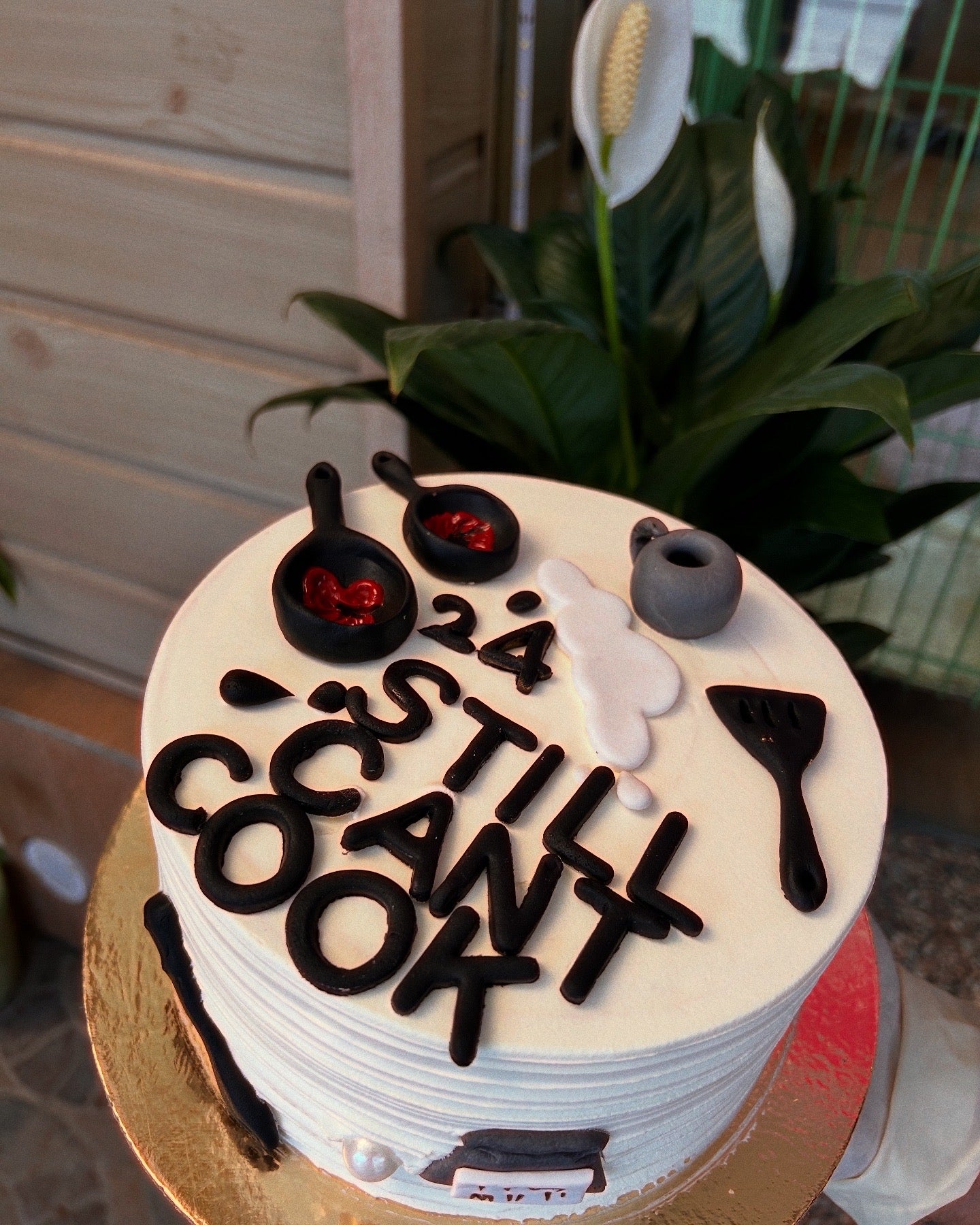 Still Can't Cook Design White Vanilla Cake | Doon Memories