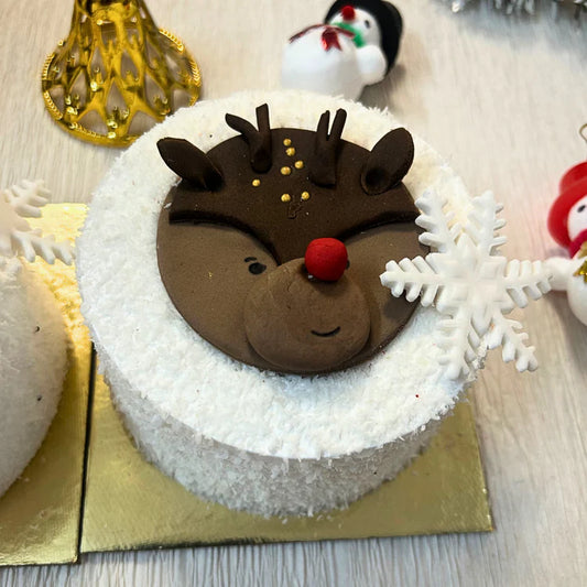 Reindeer Delight Chocolate And White Cream Cake| Doon Memories