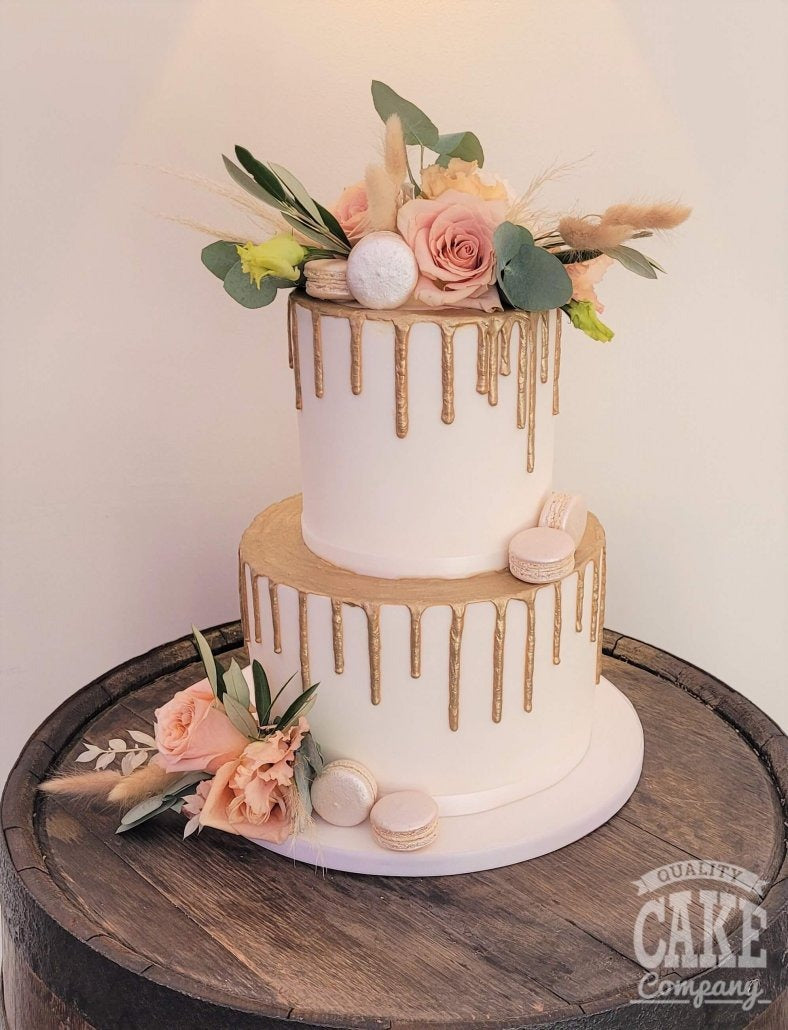 Two tier wedding cakes | Doon Memories