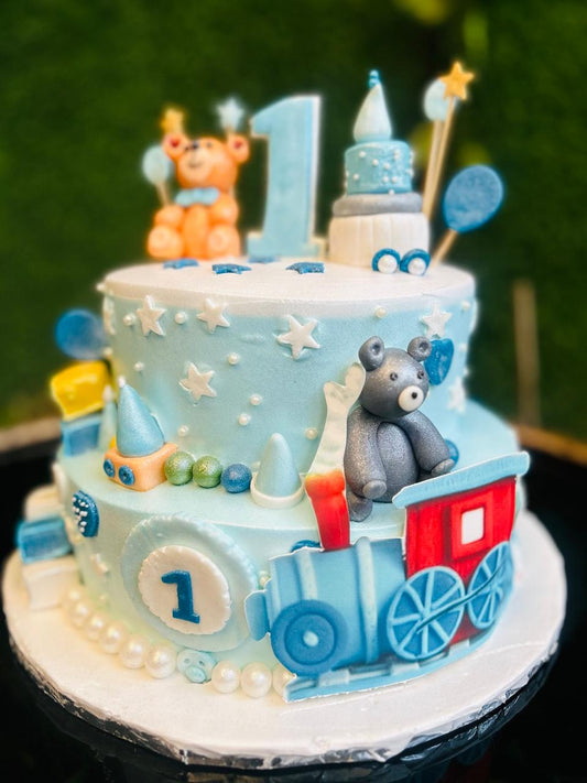 Adorable Teddy Bear 1st Birthday Cake |  Doonmemories