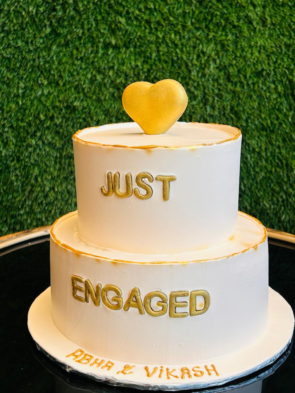 Engagement Bliss Cake Theme  | Doonmemories